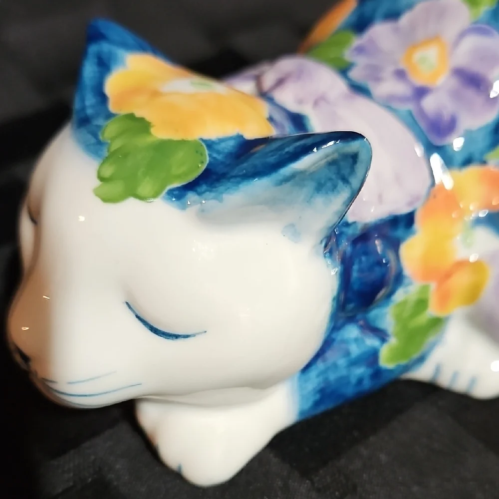 Vintage Andrea by Sadek Porcelain Sleeping Floral Cat Figurine Chinoiserie